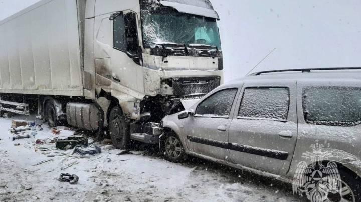 Четыре человека пострадали в ДТП на трассе «Кола» в Мурманской области